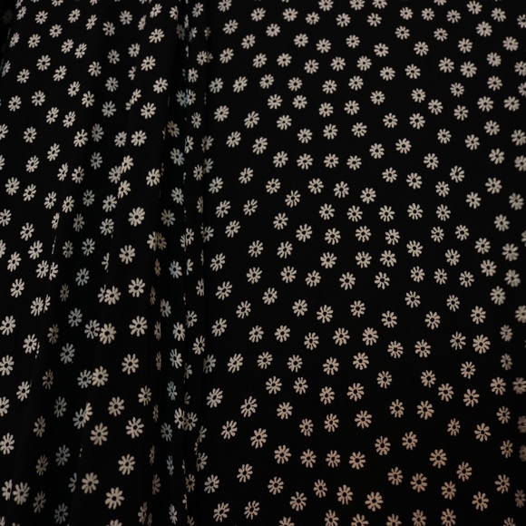 Brandy Melville Kimono - Picture 3 of 3